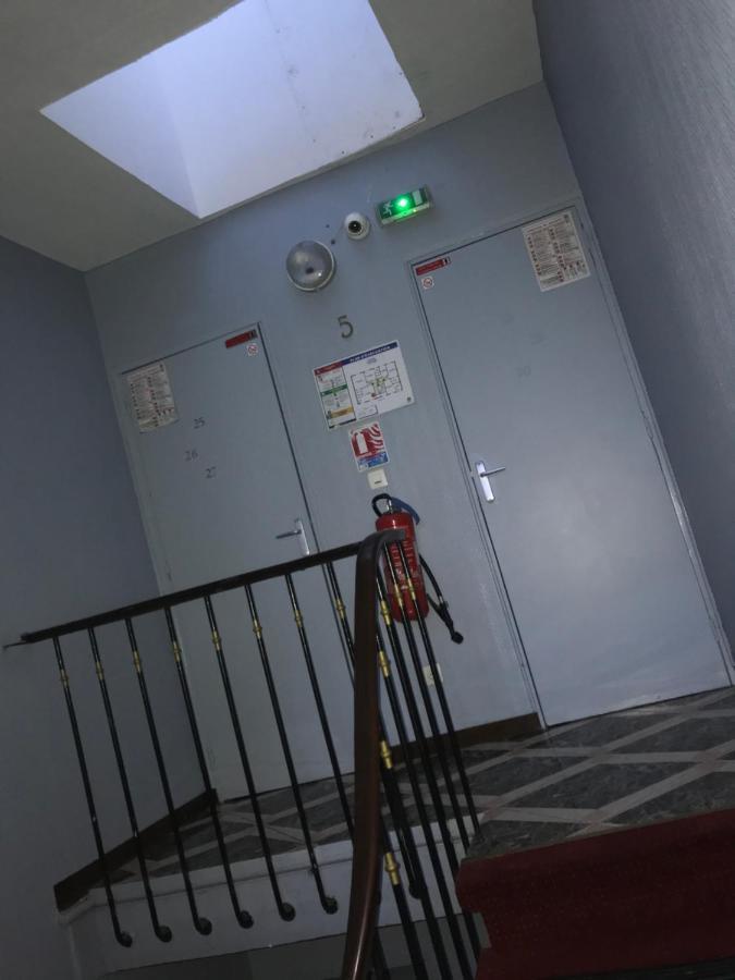 Hotel Fm Parijs